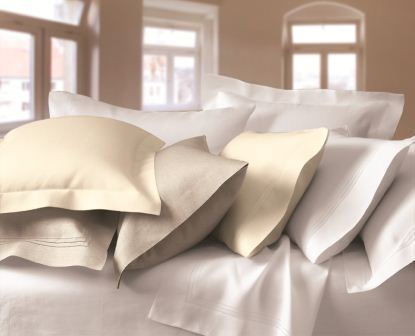 Italian Linen Plain-Sewn Bedding